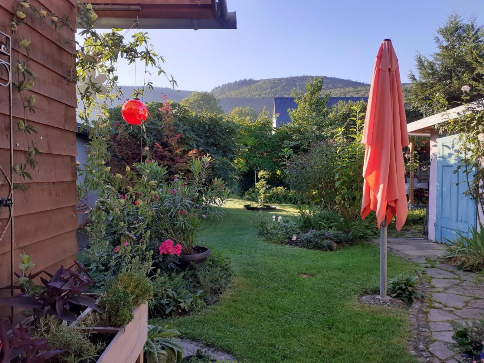 Apartamento Ferienweingut & Gutsrestaurant Becker Burgen  Exterior foto
